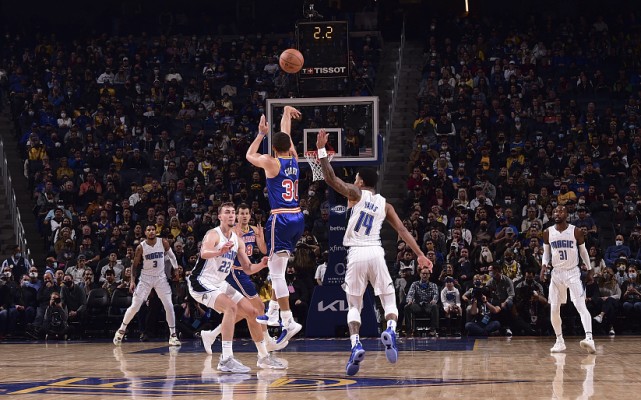 I Golden State Warriors regalano agli Orlando Magic due sconfitte consecutive